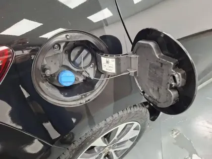 Photo 16 Renault Clio  Blue dCi 115