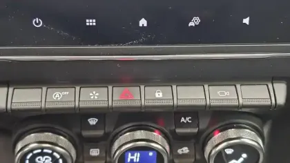 Photo 32 Renault Captur  TCe 90 - 21