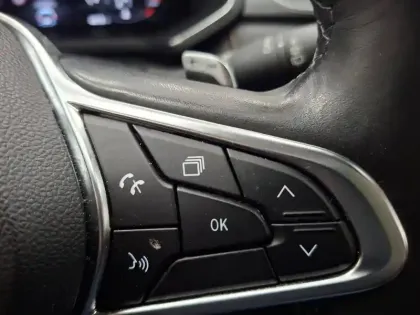 Photo 36 Renault Captur  mild hybrid 160 EDC