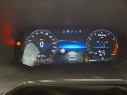 Photo 33 Renault Captur  mild hybrid 160 EDC