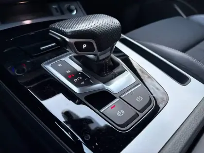 Photo 24 Audi Q5  Sportback 50 TFSIe 299 S tronic 7 Quattro