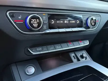 Photo 23 Audi Q5  Sportback 50 TFSIe 299 S tronic 7 Quattro