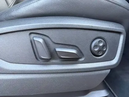 Photo 29 Audi Q5  Sportback 50 TFSIe 299 S tronic 7 Quattro