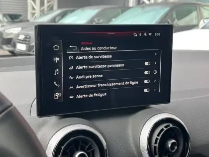 Photo 35 Audi Q2  35 TFSI 150 S tronic 7