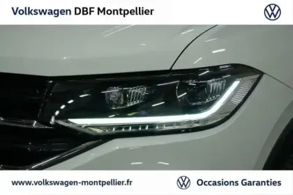 Photo 9 Volkswagen T-cross 1.0 TSI 110 Start/Stop BVM6 R-Line Tech