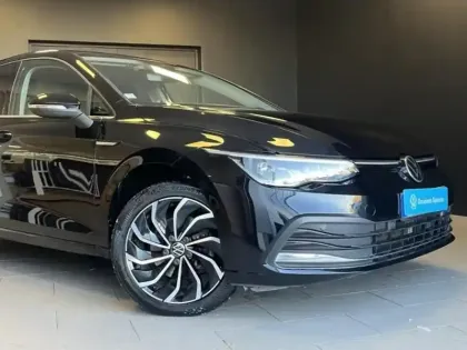 Photo 6 Volkswagen Golf  2.0 TDI SCR 150ch Style 1st DSG7