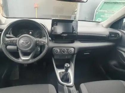 Photo 12 Toyota Yaris 120 VVT-i Dynamic