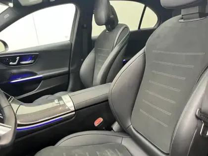 Photo 12 Mercedes Classe C Berline 220 d AMG Line