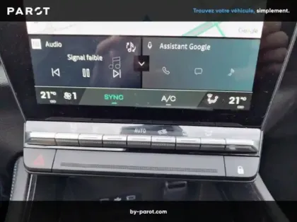 Photo 7 Renault Austral 1.2 E-Tech full hybrid 200ch Techno esprit Alpine - 24