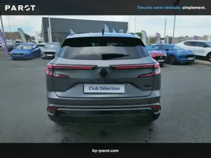 Photo 20 Renault Austral 1.2 E-Tech full hybrid 200ch Techno esprit Alpine - 24