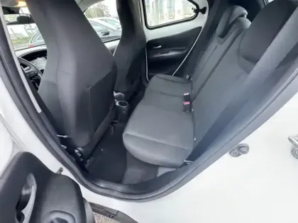 Photo 11 Toyota Aygo 1.0 VVT-i 72 Dynamic