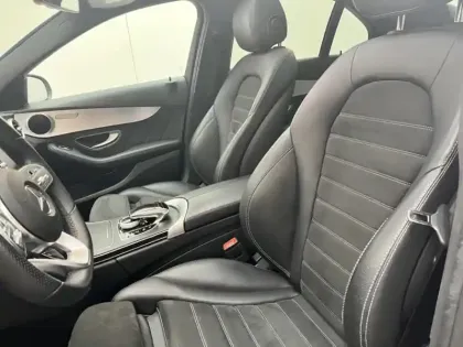 Photo 12 Mercedes Classe C Berline 200 d AMG Line