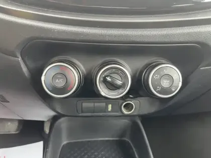 Photo 11 Toyota Aygo 1.0 VVT-i 72 Dynamic / S-CVT