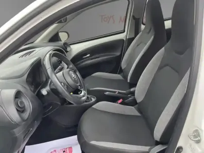 Photo 13 Toyota Aygo 1.0 VVT-i 72 Dynamic / S-CVT