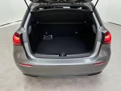 Photo 9 Mercedes Classe A 180 d Progressive Line