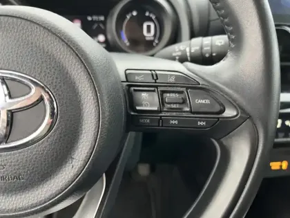 Photo 12 Toyota Yaris Hybride 1.5 HYBRID 116H DESIGN AUTO 2WD