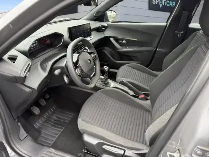 Photo 8 Peugeot 2008  PureTech 100 S&S BVM6 Active