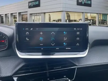 Photo 21 Peugeot 2008  PureTech 100 S&S BVM6 Active