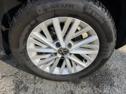 Photo 18 Volkswagen T-roc  1.5 TSI EVO 150ch Life Plus DSG7