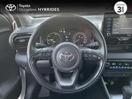 Photo 8 Toyota Yaris  116h Dynamic 5p MY22