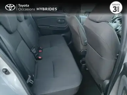 Photo 6 Toyota Yaris  100h Collection 5p