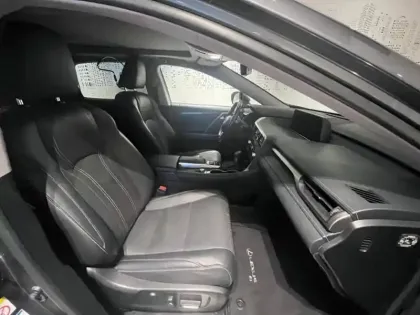 Photo 7 Lexus RX  450h 4WD Luxe Toit Panoramique