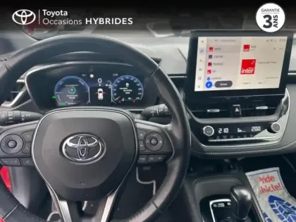 Photo 8 Toyota Corolla  1.8 140ch Design Pack Confort