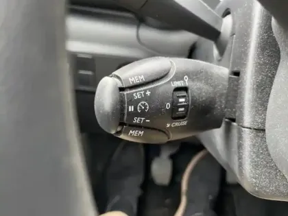 Photo 12 Citroën C3  1.2 PureTech 83ch S&S Feel Pack