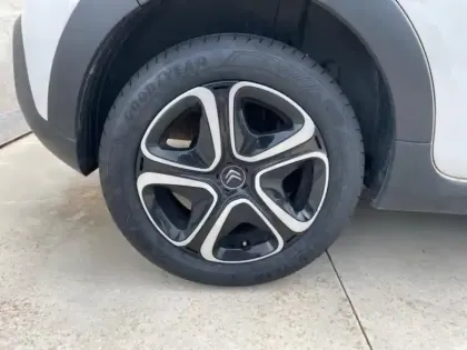 Photo 7 Citroën C3  1.2 PureTech 83ch S&S Feel Pack