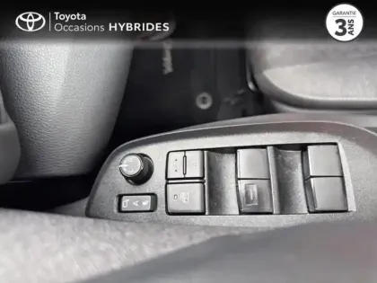 Photo 13 Toyota Yaris  116h Design 5p Pack Confort