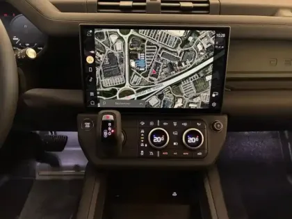 Photo 9 Land rover Defender  110 2.0 P300e PHEV Trophy Edition Keswick Green