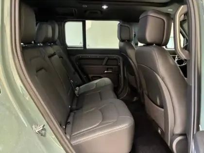 Photo 12 Land rover Defender  110 2.0 P300e PHEV Trophy Edition Keswick Green