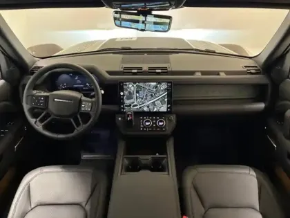 Photo 8 Land rover Defender  110 2.0 P300e PHEV Trophy Edition Keswick Green