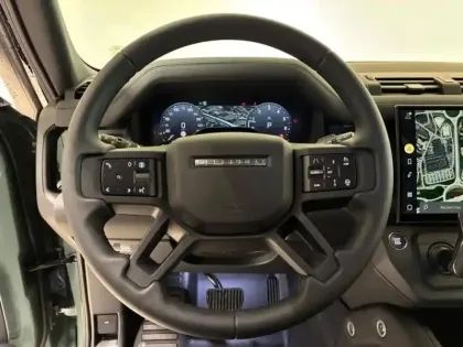 Photo 10 Land rover Defender  110 2.0 P300e PHEV Trophy Edition Keswick Green