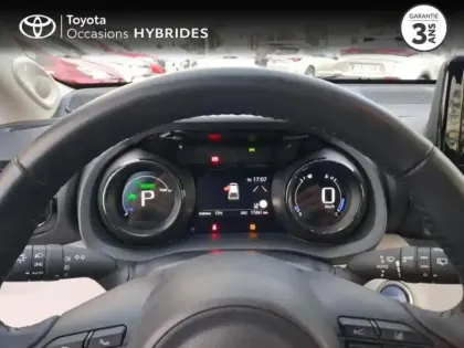 Photo 12 Toyota Yaris  116h Iconic 5p Pack Techno