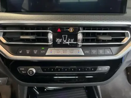 Photo 11 BMW X3  xDrive30e 292ch M Sport