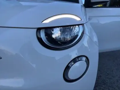 Photo 15 Fiat 500  e 95ch Action Plus