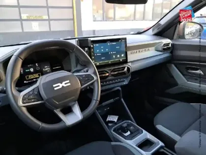 Photo 14 Dacia Duster  1.6 hybrid 140ch Extreme