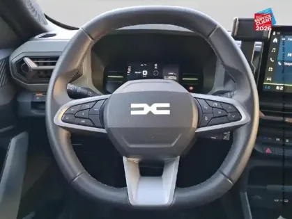 Photo 11 Dacia Duster  1.6 hybrid 140ch Extreme