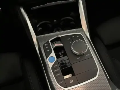 Photo 10 BMW I4  M50 544ch