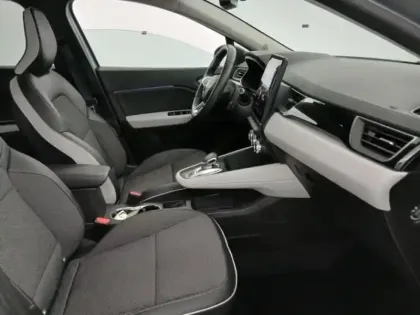 Photo 13 Renault Captur  1.6 E-Tech hybride rechargeable 160ch Intens -21