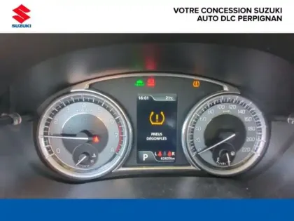 Photo 11 Suzuki Vitara  1.5 Dualjet Hybrid 102ch Style Auto