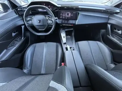 Photo 13 Peugeot 308  1.2 PureTech 130ch S&S GT EAT8