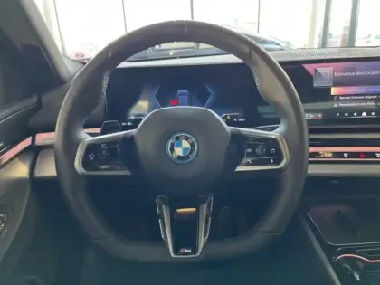 Photo 5 BMW Serie 5 Série 5 i5 340ch M Sport eDrive40