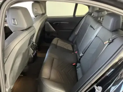 Photo 12 BMW Serie 5 Série 5 i5 340ch M Sport eDrive40