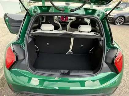 Photo 6 Mini Cooper  3 Portes S 204ch Favoured DKG7