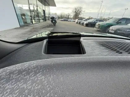 Photo 30 Mini Cooper  3 Portes S 204ch Favoured DKG7