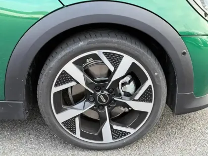 Photo 25 Mini Cooper  3 Portes S 204ch Favoured DKG7