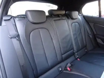 Photo 9 BMW Serie 1 Série 1 118iA 136ch M Sport DKG7