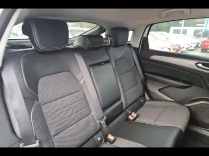 Photo 10 Renault Arkana  1.6 E-Tech hybride 145ch Techno -22